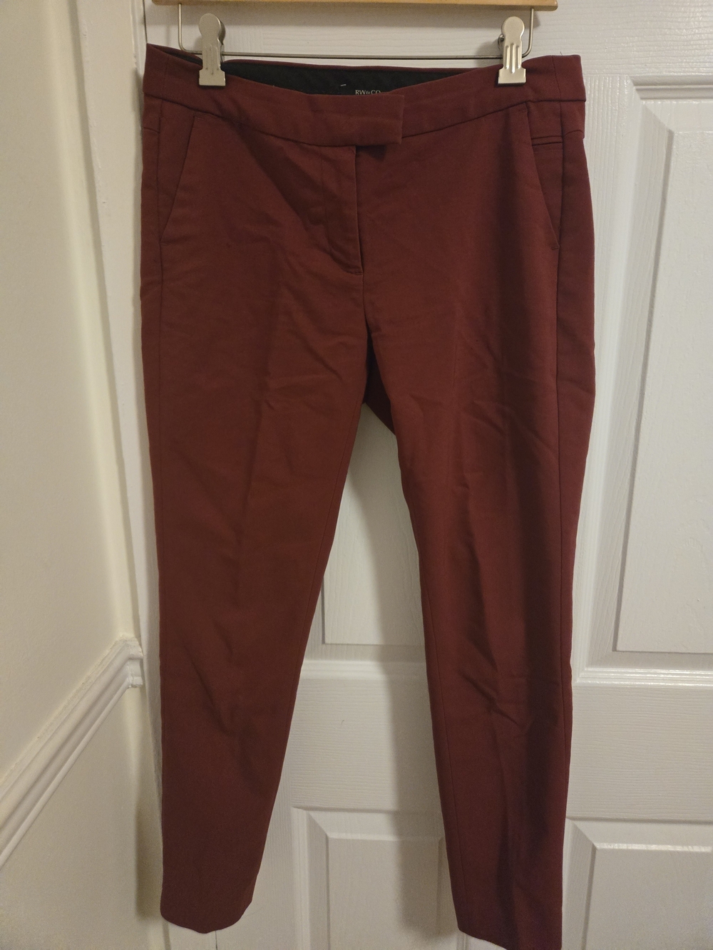 RW&CO. Brick Burgendy Skinny Ponte Ankle Pants